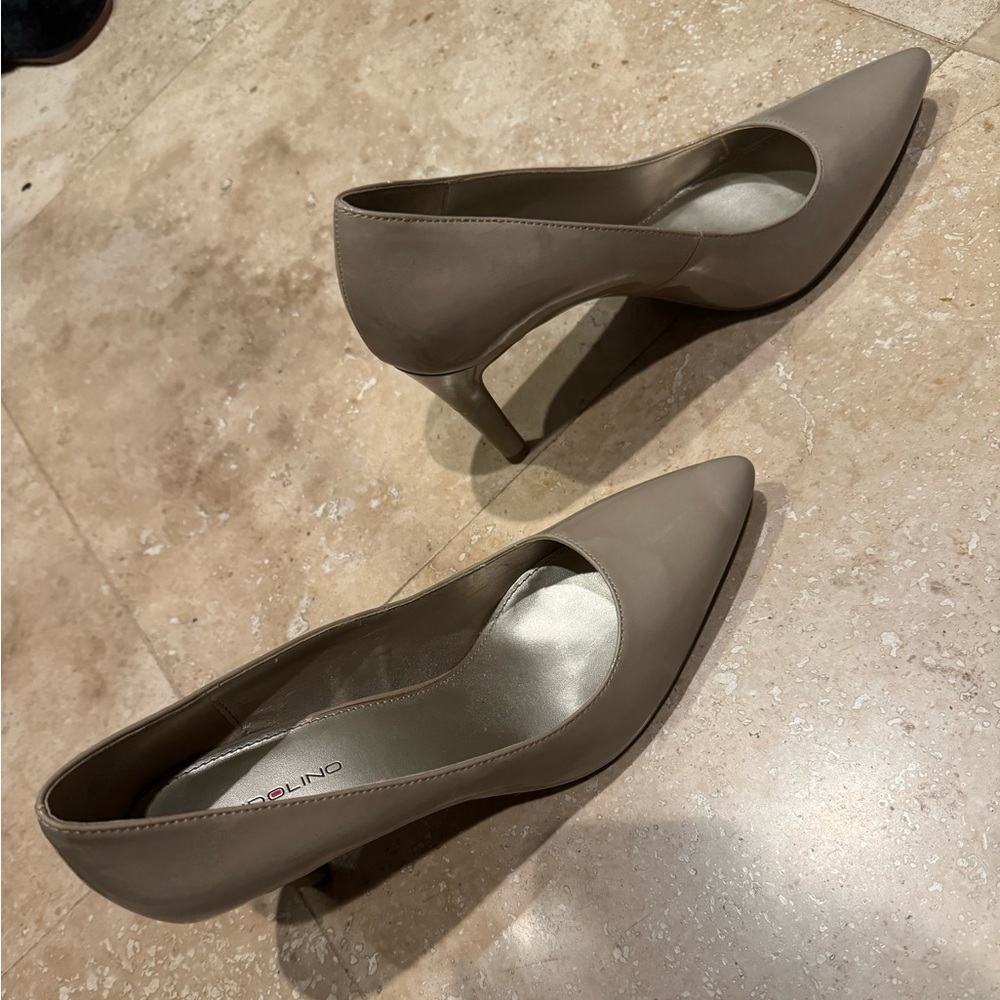 🔥 FLASH SALE DISCOUNT SHIP Bandolino size 9 women heels shoes nude